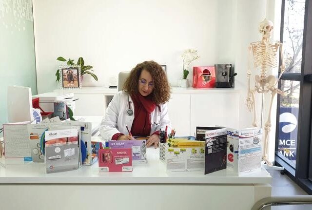 Dr Hanae Elamrani Médecin généraliste Nutritionniste Médecin de sport - Fès - +212 5356-25119