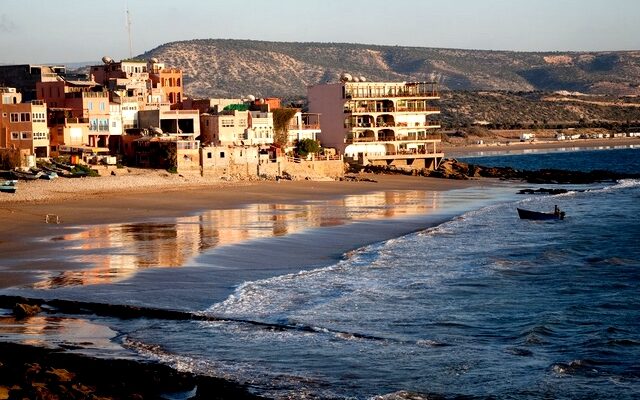 SURF TOWN MOROCCO - Agadir - +212 668-622233