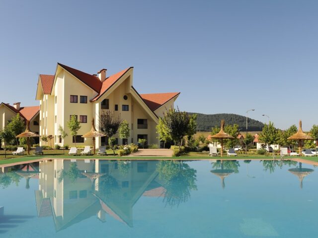 Arz Village Farah Inn Hotel Ifrane - Ifrane - +212 5355-67720
