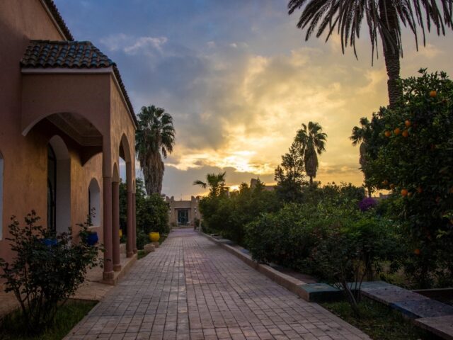 Riad Hida - Ouled Berhil - +212 5285-31044