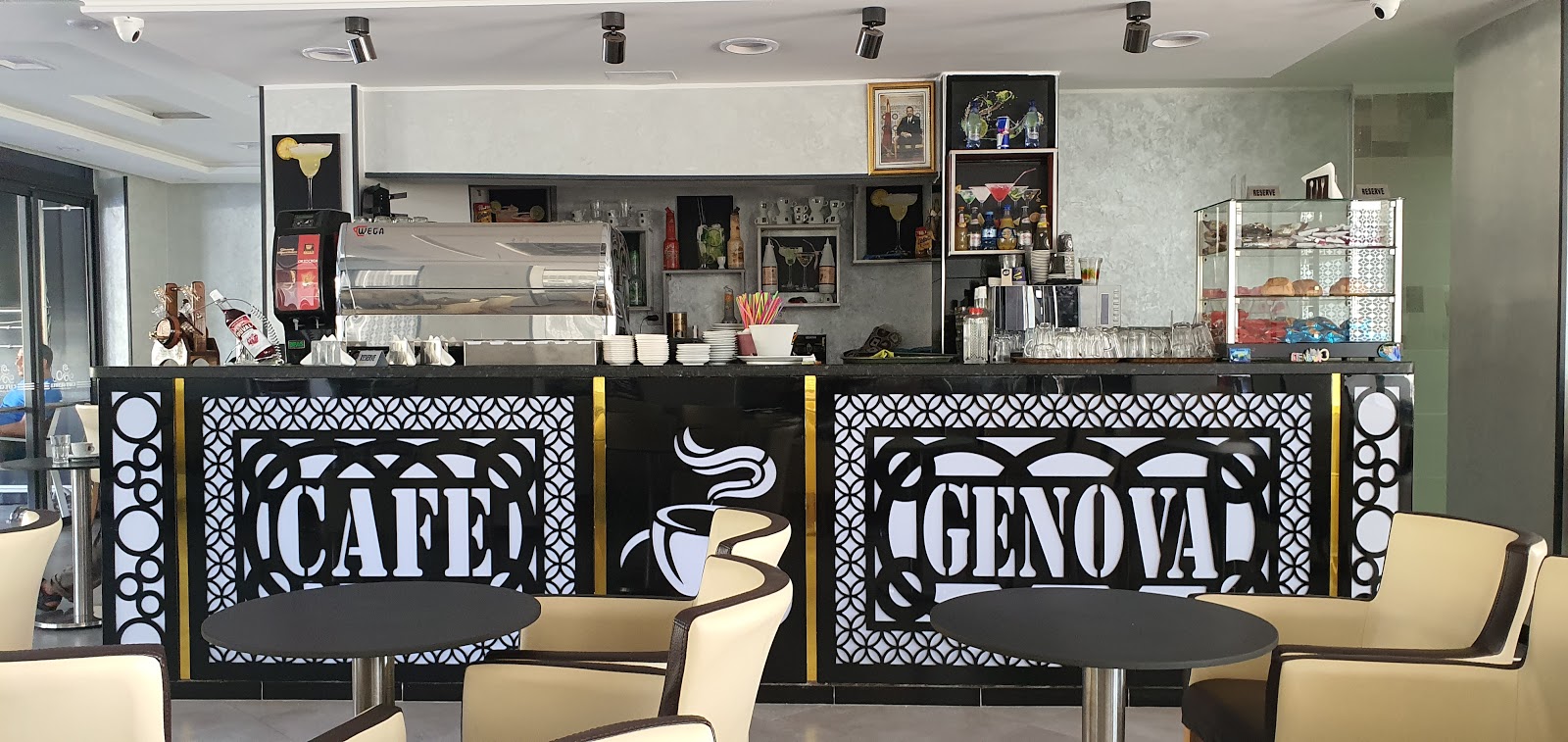 Cafe genova مقهى جينوفا - Khouribga