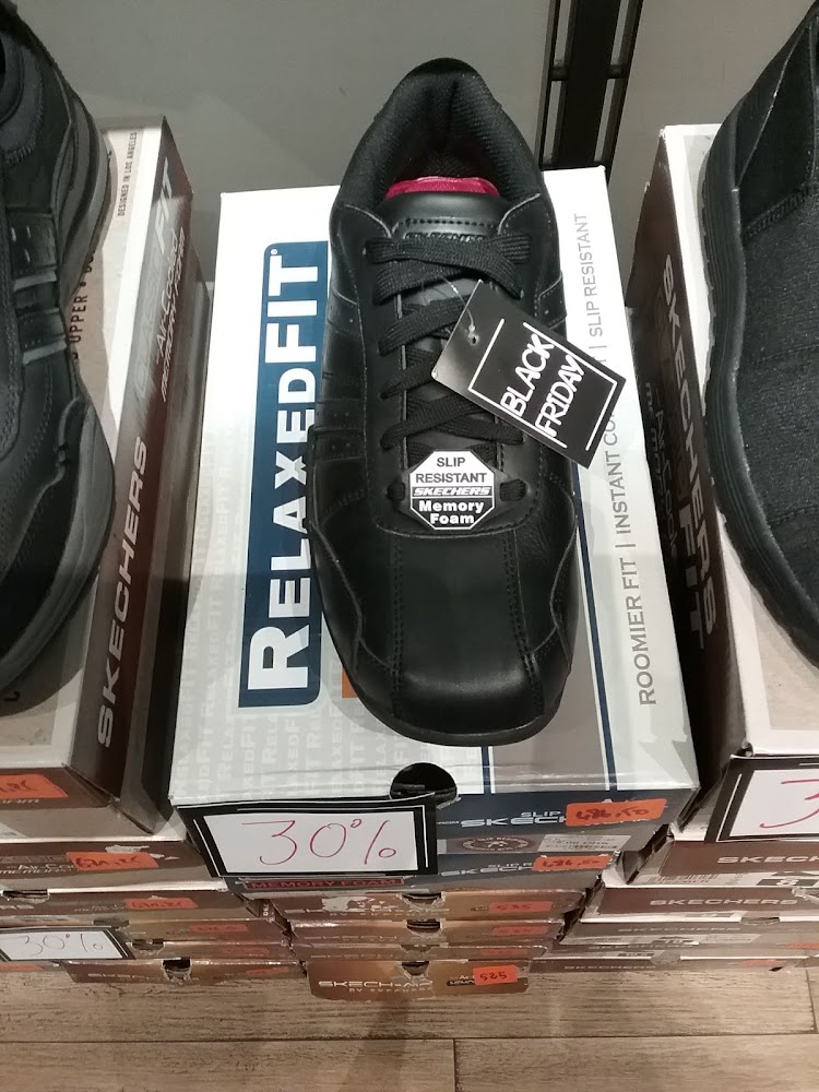 SKECHERS