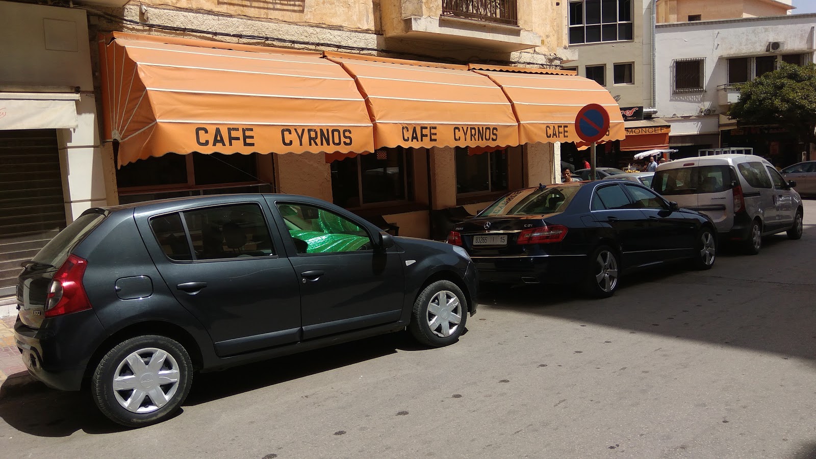 Café Cyrnoss - Fès