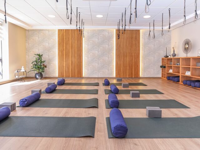 Aura Yoga - Casablanca - +212 661-571651