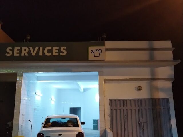Station-service Green Oil Younes Mekkaoui - Douar chlouh - +212 530-278455