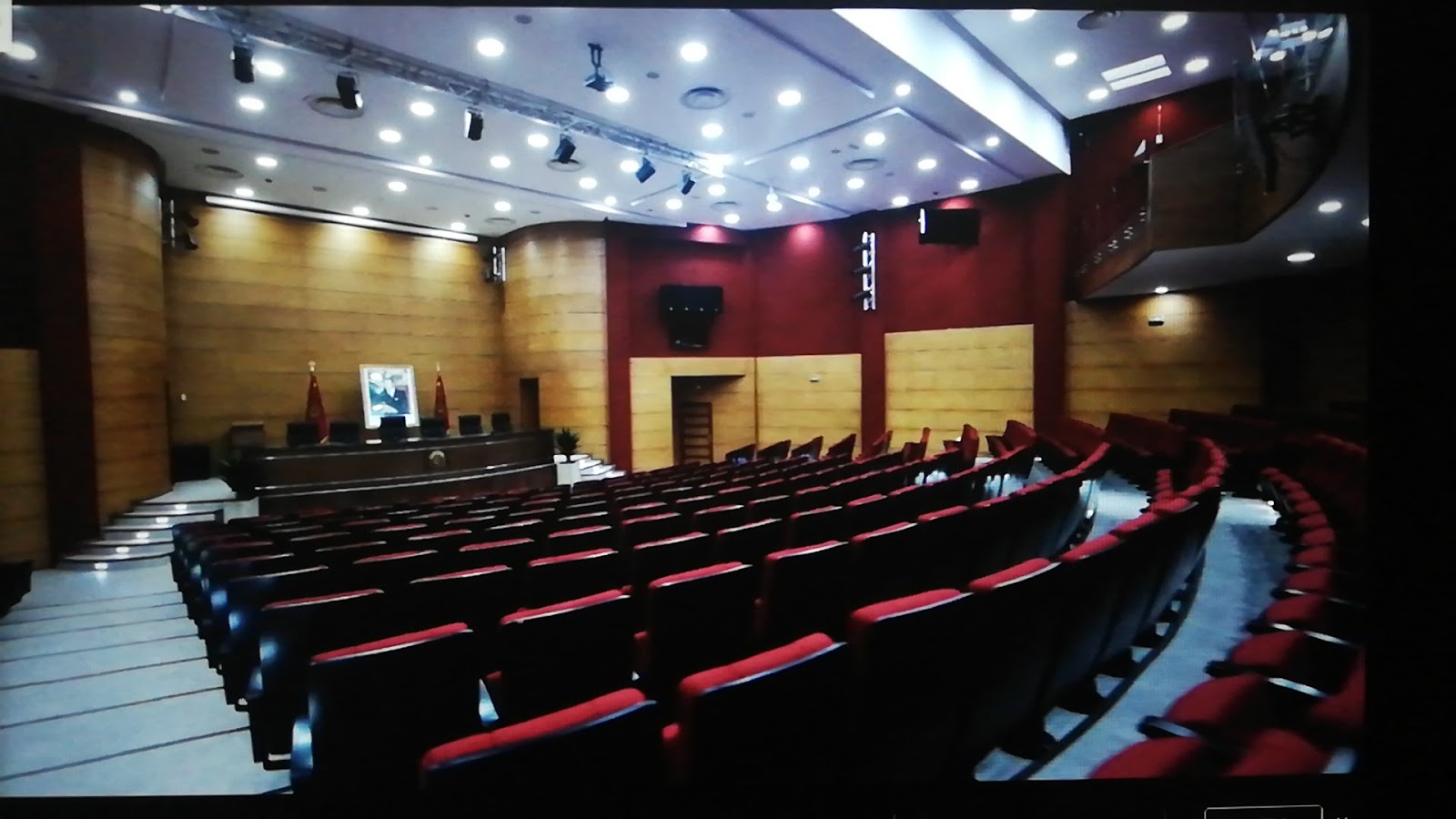 مركز الندوات والتكوين لجامعة سيدي محمد بن عبد الله بفاس centre de conférences USMBA - Fès