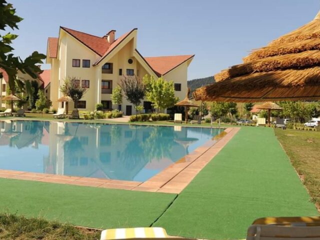 Hôtel Farah Inn - Ifrane - +212 5355-67136