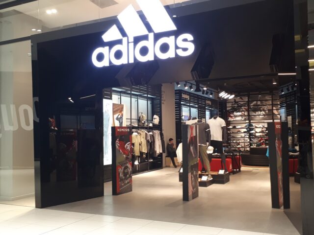 Adidas - Tanger - +212 5393-76837