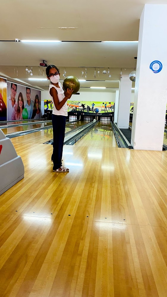 BOWLING & uni'VR ALMAZAR - Marrakech - +212 5243-86552