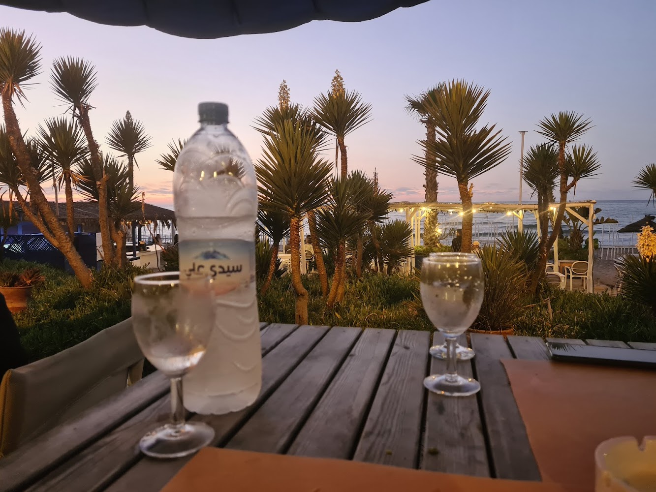 Atlantic Beach Chez Serge Plage Privée Restaurant Bar Lounge Live Band Spectacle - Casablanca
