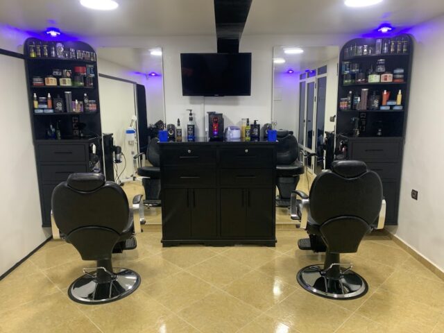 Salon de coiffure Allouch - Boudinar - +212 696-633283
