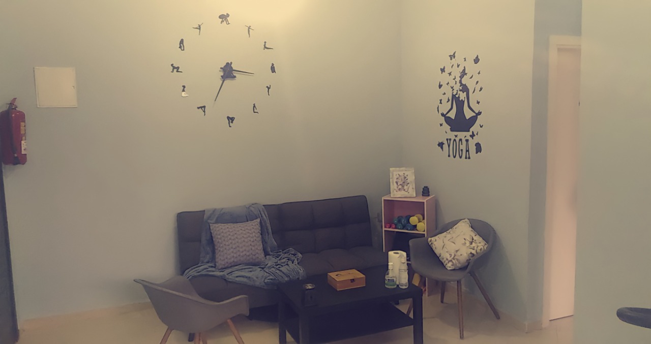 Aya Ajakal - kinésithérapie - physiothérapie - chiropractic - Casablanca