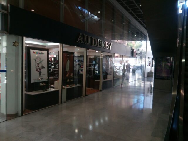 Au Derby Twin - Casablanca -