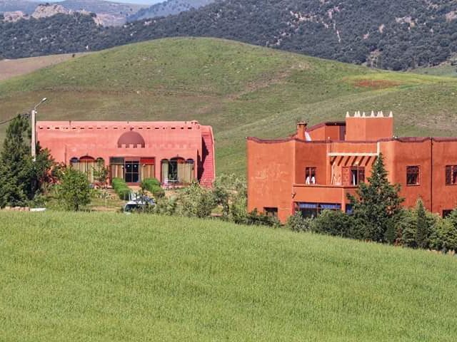 Gite Berbere ferme tabouadiate Oulmes Maroc - Oulmès - +212 661-722080