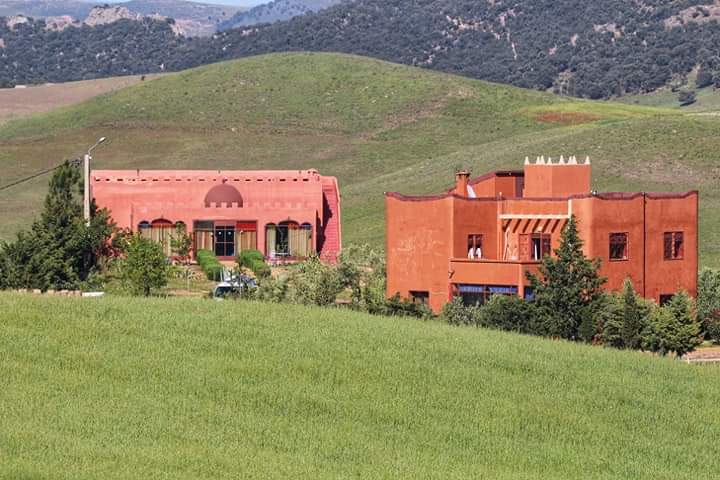 Gite Berbere ferme tabouadiate Oulmes Maroc - Oulmès