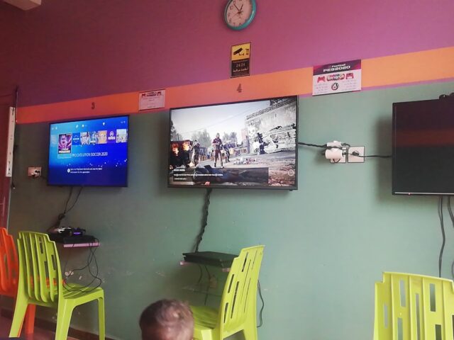 Salle de jeux PlayStation Riad - Guercif - +212 660-909738