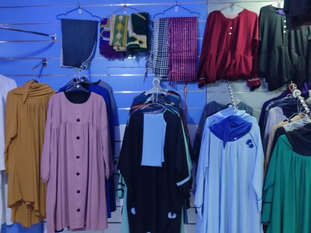 متجر مكة للملابس الجاهزة - Jorf El Melha - +212 675-142824