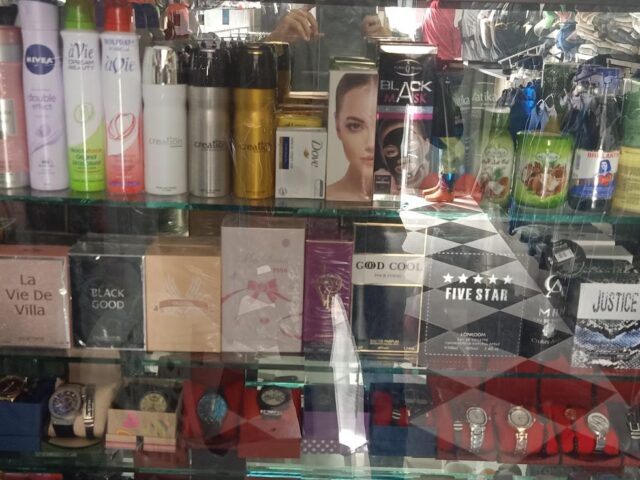 Les 4 Saisons Shop - Skhour Rhamna - +212 627-276700