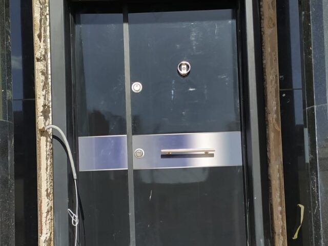 Kamal Steel doors - Fès - +212 661-355898