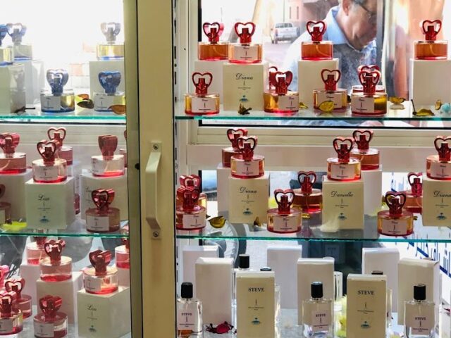Parfumerie Nicolas Marchand - Marrakech - +212 607-833551