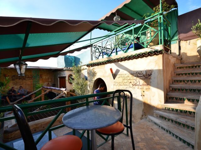 Cafe Clock - Fès - +212 5356-37855