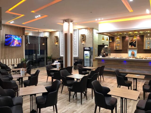 Café Flora - Nador - +212 666-976729