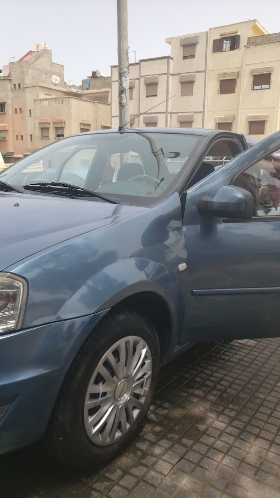 Grage Golf 5 غسل السيارات والزرابي - Témara