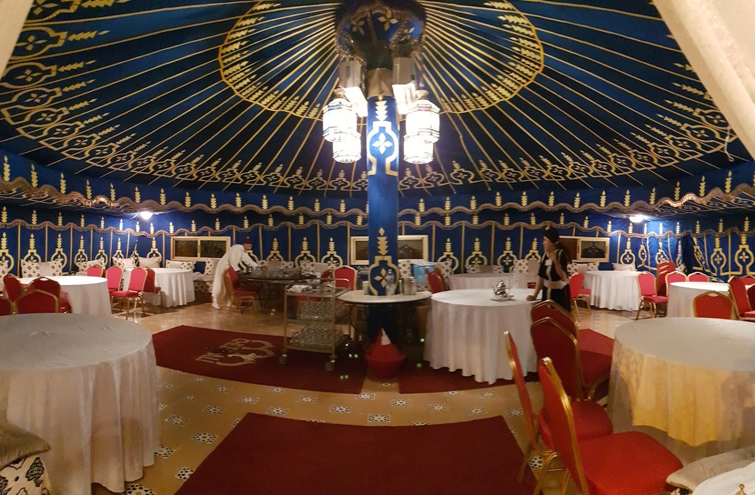 Chez Ali/عند علي بالفلاح/Chez Ali Fantasia Marrakech - Marrakech