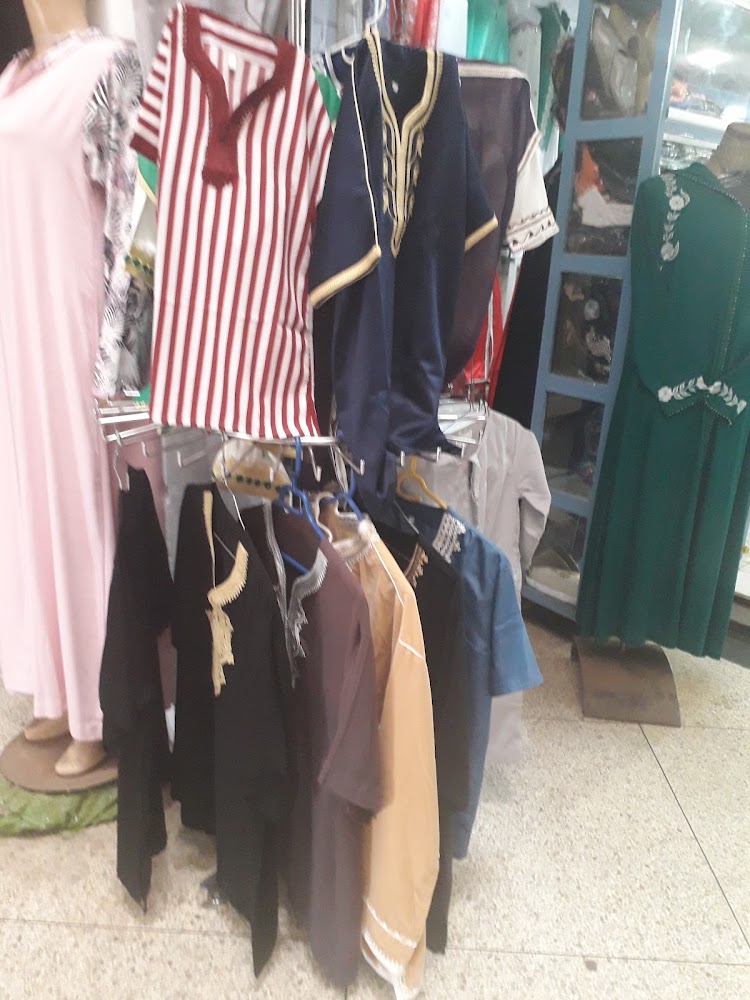 اثواب وخياطة السعادة