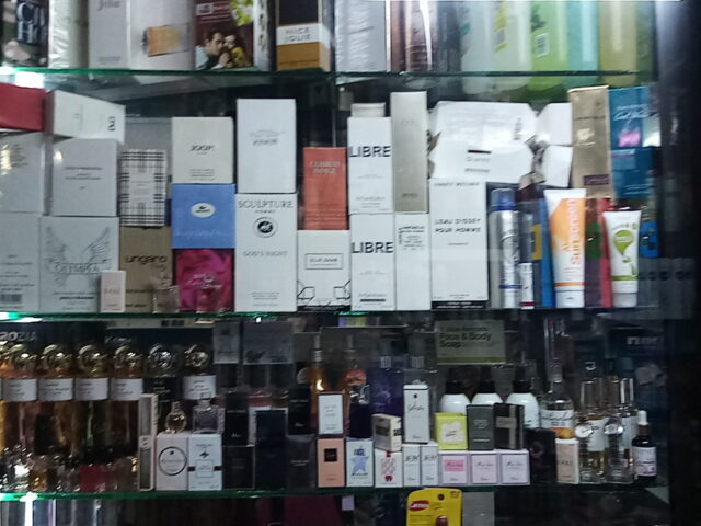 Parfumerie Elmzali - Rabat - +212 655-691138