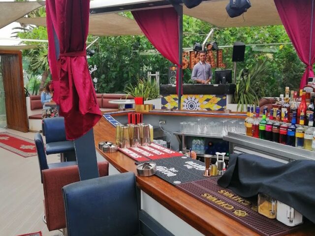ROOF SKYLOUNGE - Mohammédia - +212 662-131486
