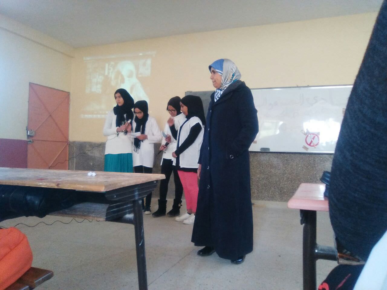 مدرسة حي الشهداء ecole hay chuhada - Fès