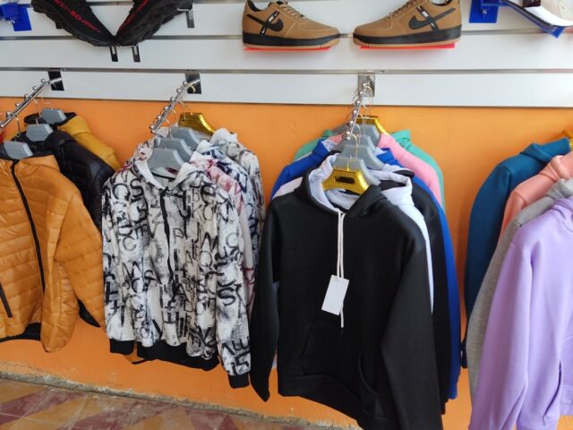 محل tbogissa لبيع الملابس الفاخرة - Jorf El Melha - +212 641-202916