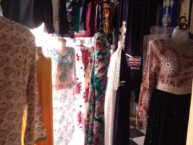 بوتيك يوسف ملابس - Sebt Gzoula - +212 682-615569