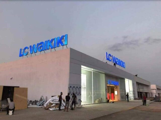 LC Waikiki - Kénitra - +212 5373-76106