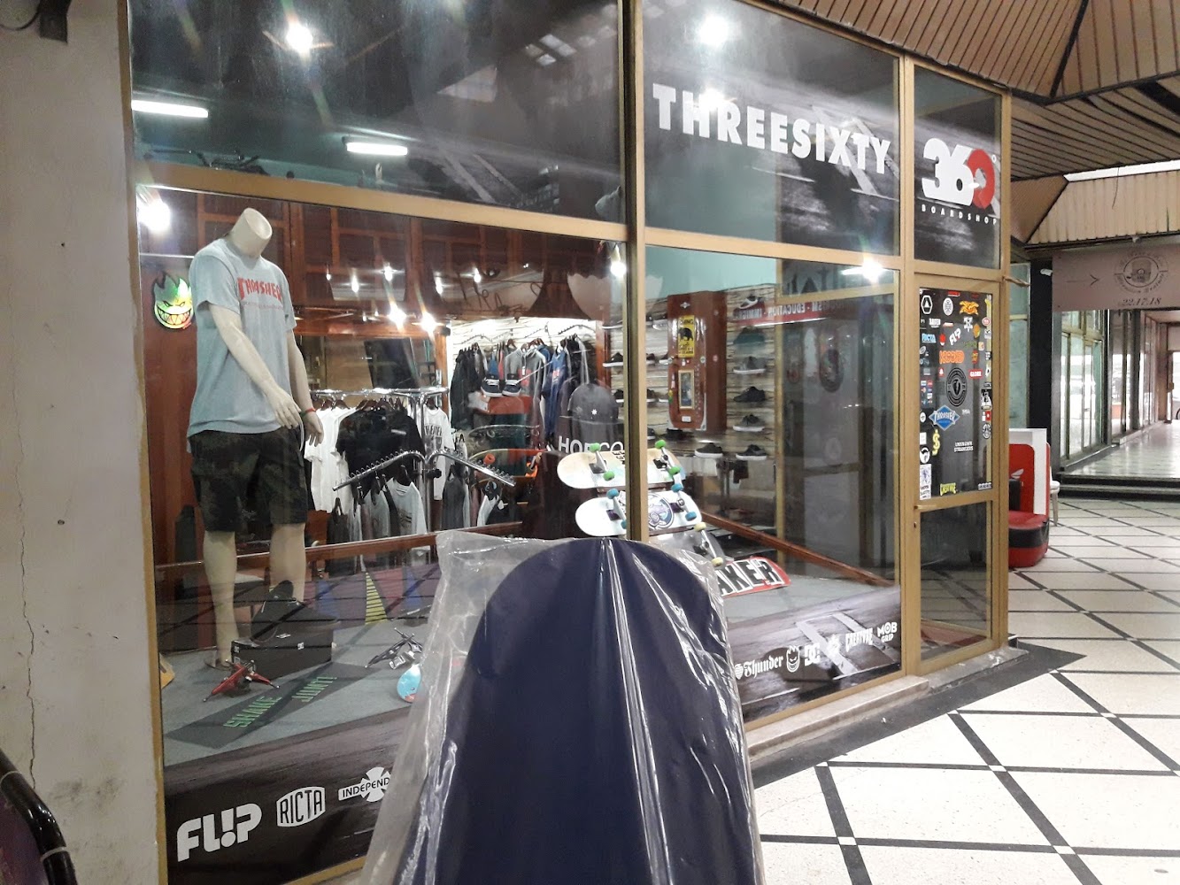 THREESIXTY BOARDSHOP - Casablanca
