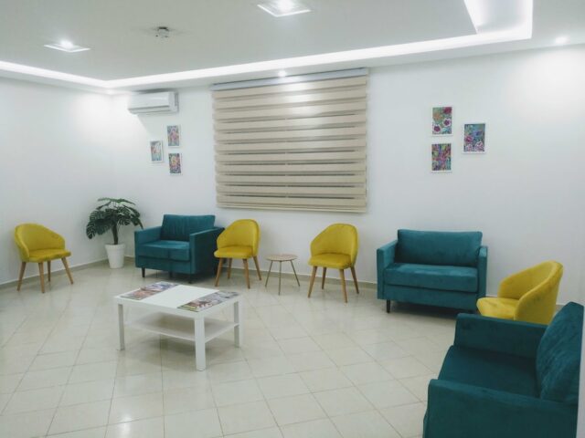 Dr Wahiba Ghaffour Cabinet d'endocrinologie, Diabetologie et nutrition عيادة متخصصة في مرض السكري و الغدد - Salé - +212 5378-62629