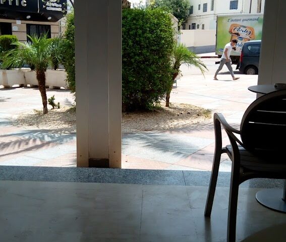 Café L'arome مقهى لاروم - Sefrou - +212 635-661883