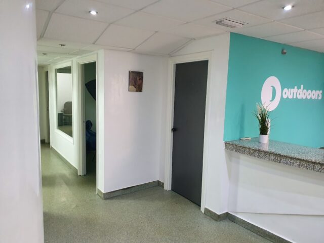 OUTDOOORS MEDIA - Casablanca - +212 80-8537585