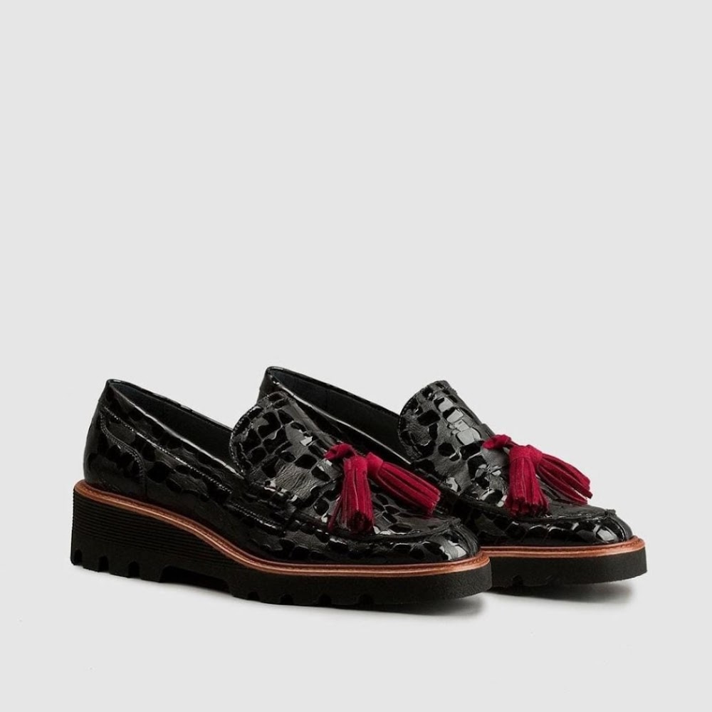 Steps Shoes