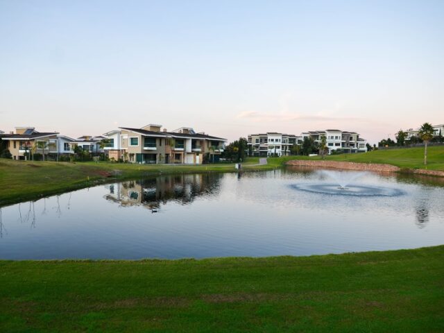 California Golf Resort - Bouskoura - +212 520-121212