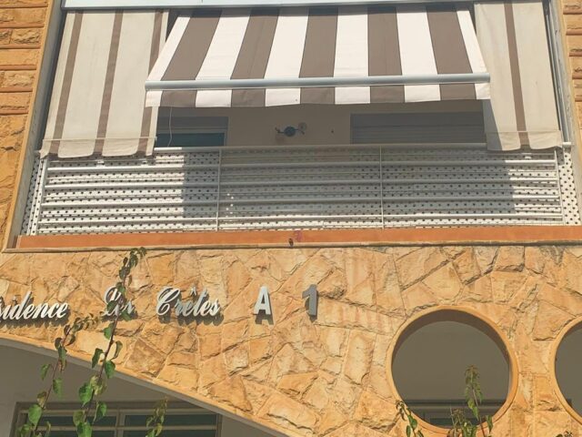 Tentes et stores Piox Vente Parasols Bâches Stores Banne et Box Tentes Pergolas - Casablanca - +212 663-589619