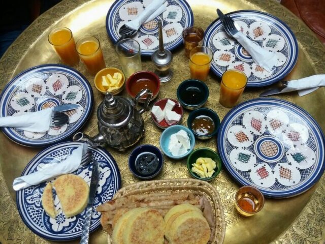 Riad Khmisa Hotel Tetouan - Tétouan - +212 653-667379
