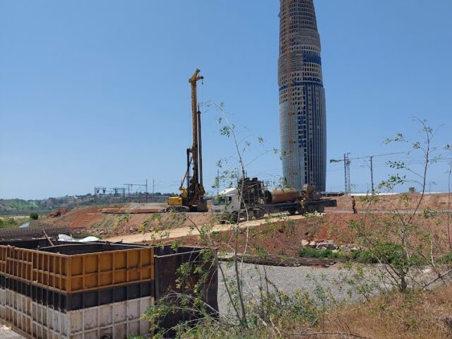 مشروع بناء طريق برج محمد السادس الجديدة - Salé -