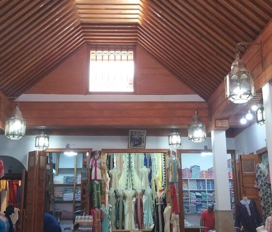 Kissariat de vêtements traditionnels - Salé -