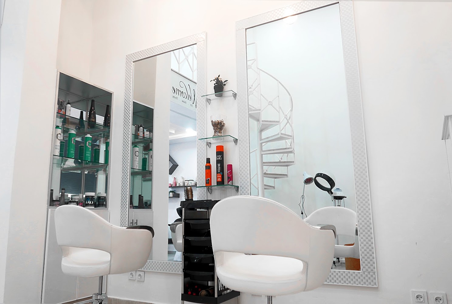Gravity Salon - Témara