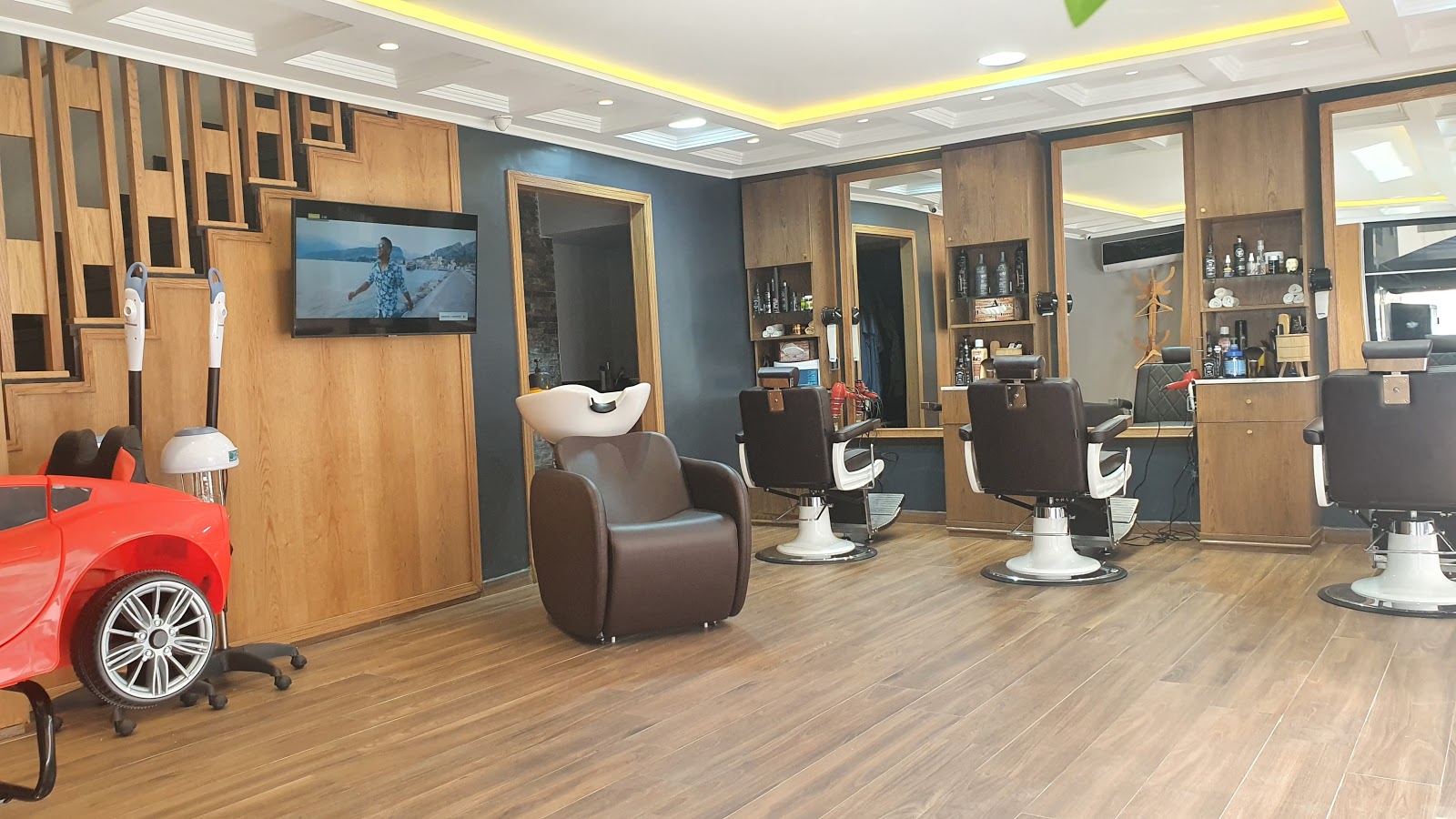 Captifs Barbershop - Casablanca