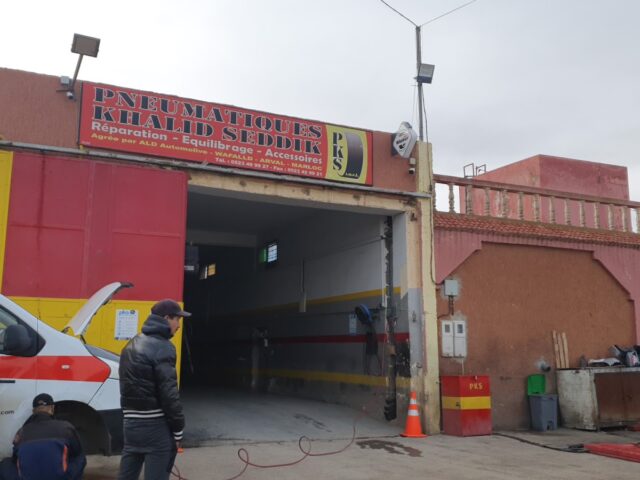 PNEUMATIQUES KHALID SEDDIK - Khouribga - +212 5234-99927