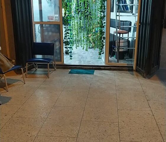 محل للحلاقة والحجامة طريق عين الشقف - Fès - +212 676-882089