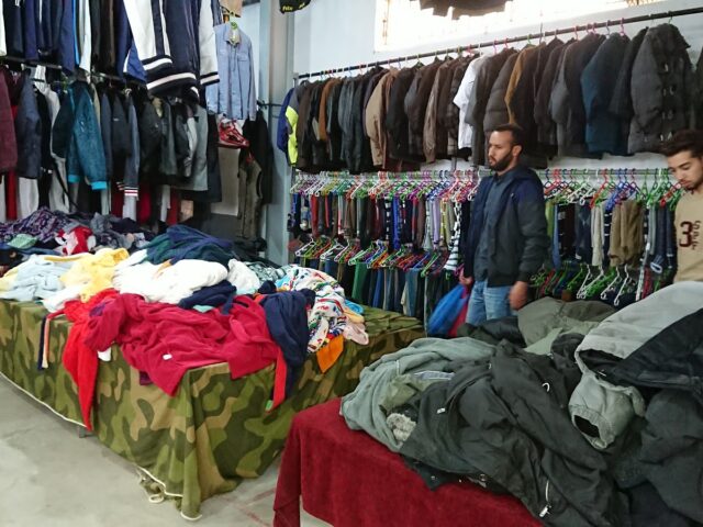 السوق النمودجي الكفاح للملابس المستعملة (البال) - Salé -